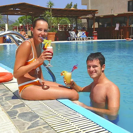 Hotel Seven Stars