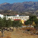 Seven Stars Hotel 3*