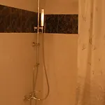 Hotel Seven Stars