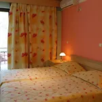 Hotel Seven Stars 3*