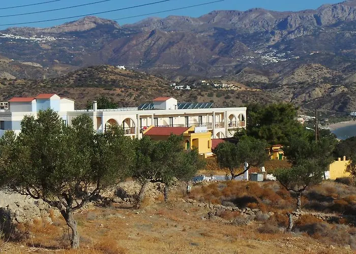 Seven Stars Hotel 3*