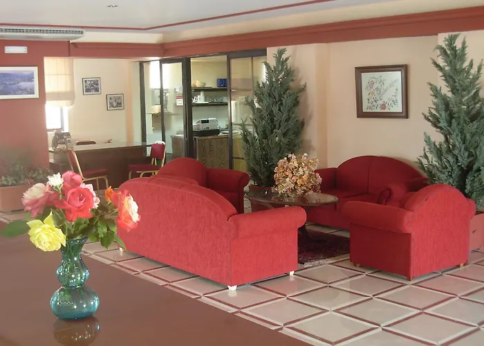 Seven Stars Hotel 3*